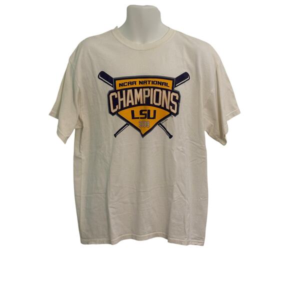 Gildan LSU Baseball NCAA Champions 2010 White Short Sleeve T-Shirt. Size XL - Picture 1 of 6